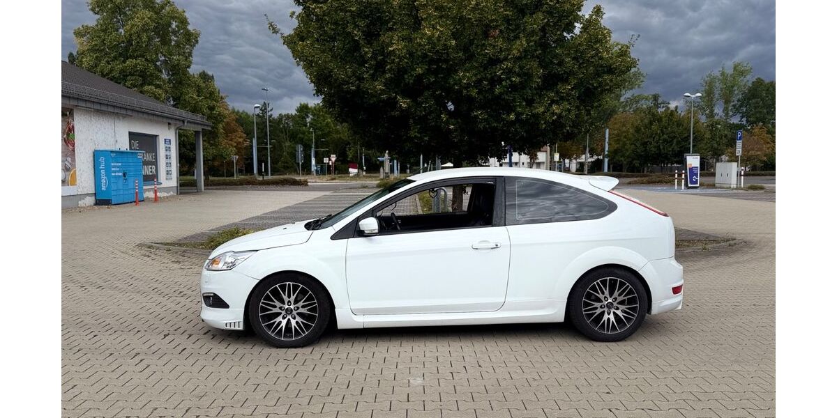 Ford Focus 135.000 km 3.500 &euro; Merseburg 06217