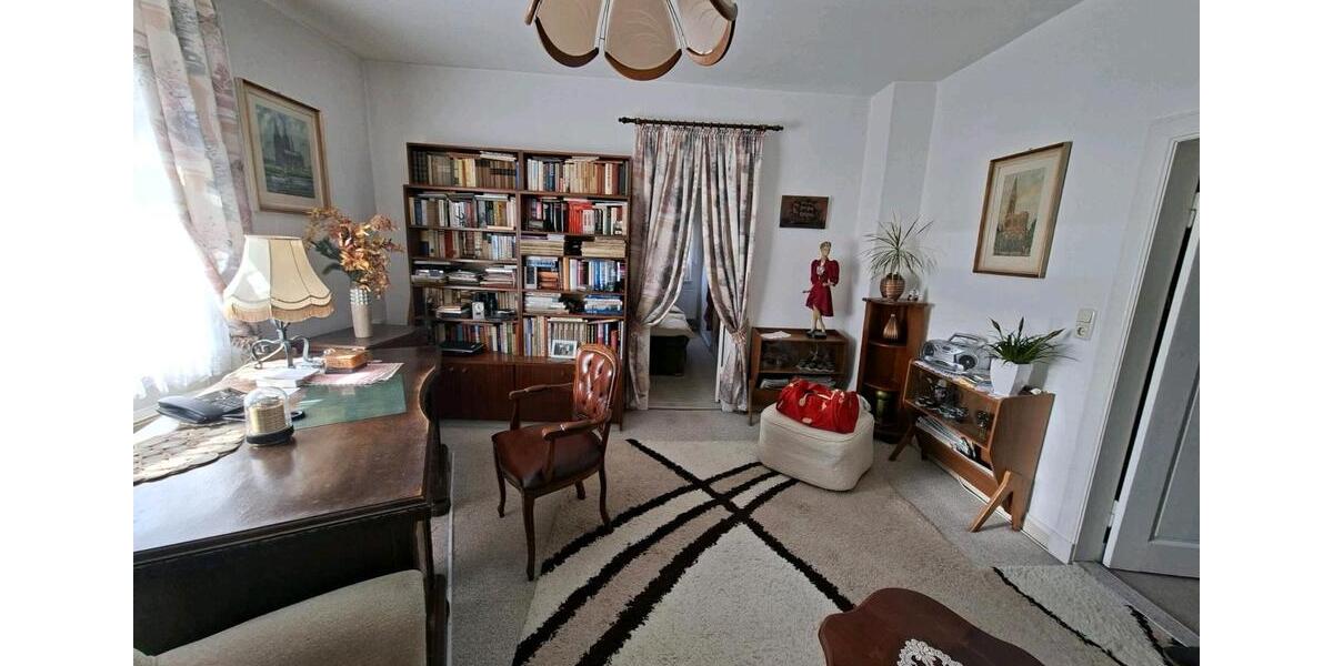 Dachgeschoßwohnung Stavenhagen - 3 Zimmer, 68 m&sup2;, 500&euro; | Angebot:26260800
