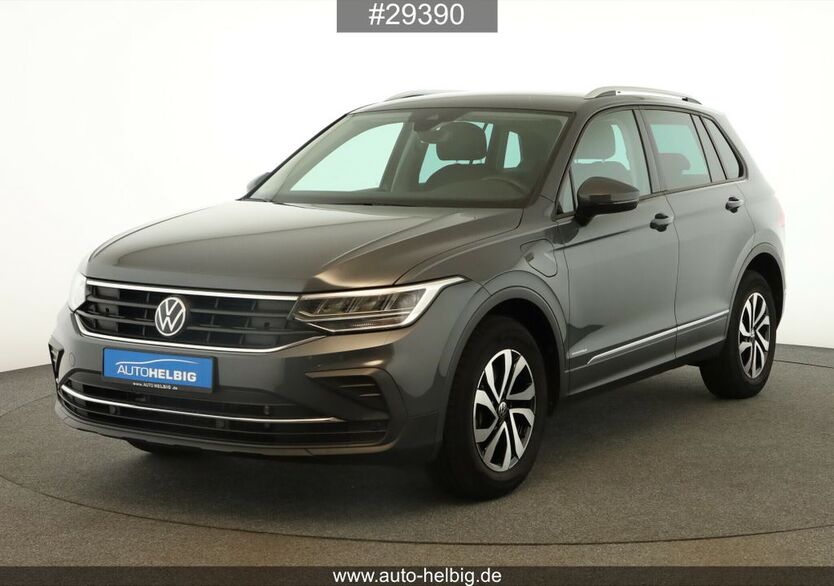 VW Tiguan 76.700 km 25.990 € Donnersdorf 97499