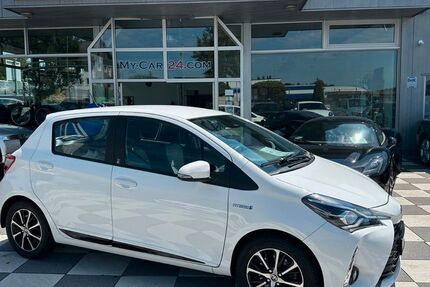 Toyota Yaris 29.211 km 14.888 &euro; Bad Oldesloe 23843