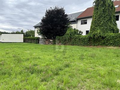 RUHIG GELEGEN ZWISCHEN LEIPZIG UND DRESDEN