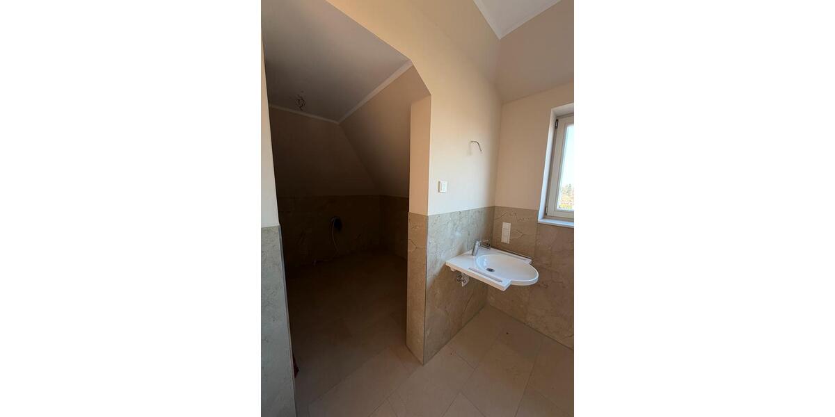 Einfamilienhaus Schönebeck (Elbe) - 2 Zimmer, 92 m&sup2;, 1.426&euro; | Angebot:25757059