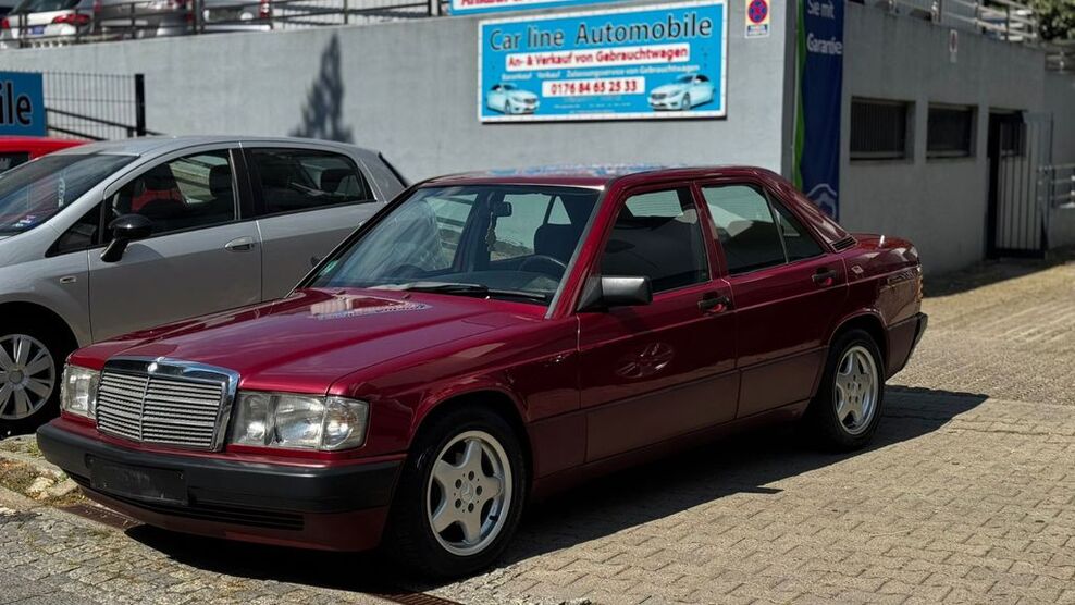 Mercedes-Benz 190 120.000 km 9.600 € Berlin 12105