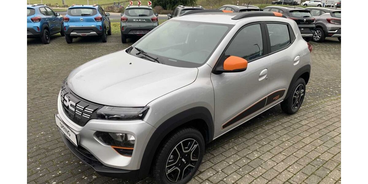 Dacia Spring 9.900 km 11.990 &euro; Bad Neustadt/S. 97616