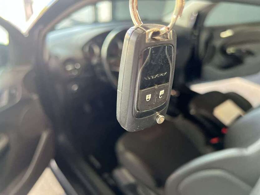 Opel Adam 79.980 km 7.990 € Hanau 63457