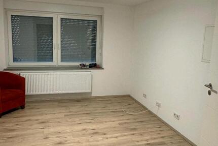 1 Zimmer zu vermieten