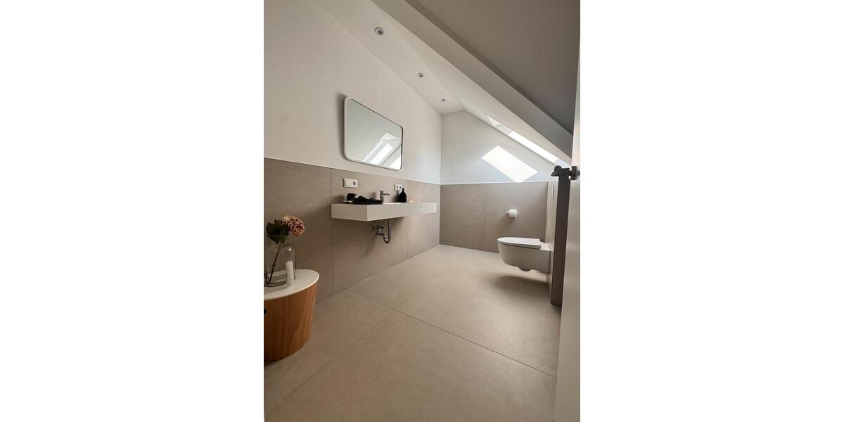 Dachgeschoßwohnung Gütersloh Kattenstroth - 3 Zimmer, 120 m&sup2;, 1.150&euro; | Angebot:25417009