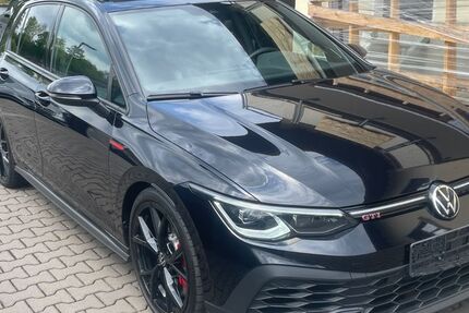 VW Golf 92.000 km 28.890 &euro; Wetzlar 35586