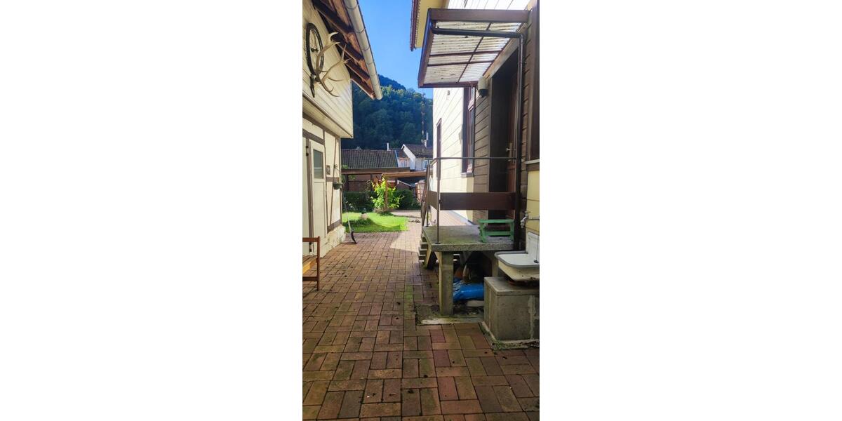 Großes Fachwerkhaus im Süden des Harzes zu verkaufen! 6 zimmer