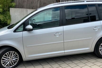 VW Touran 113.800 km 11.900 &euro; Eurasburg 82547