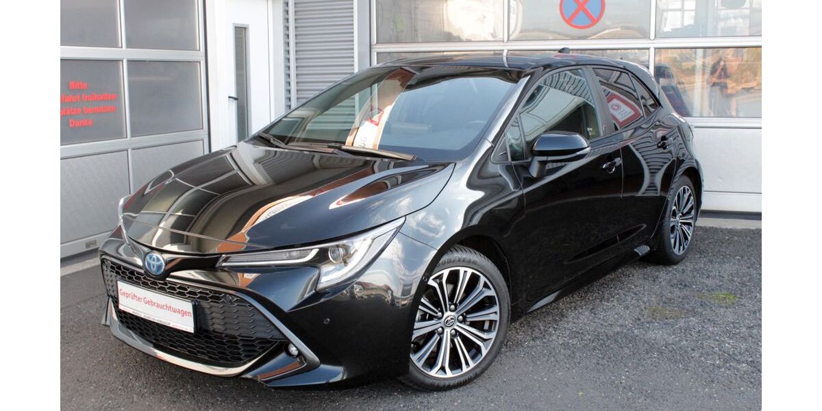 Toyota Corolla 33.980 km 25.790 € Neukirchen-Riebelsdorf 34626