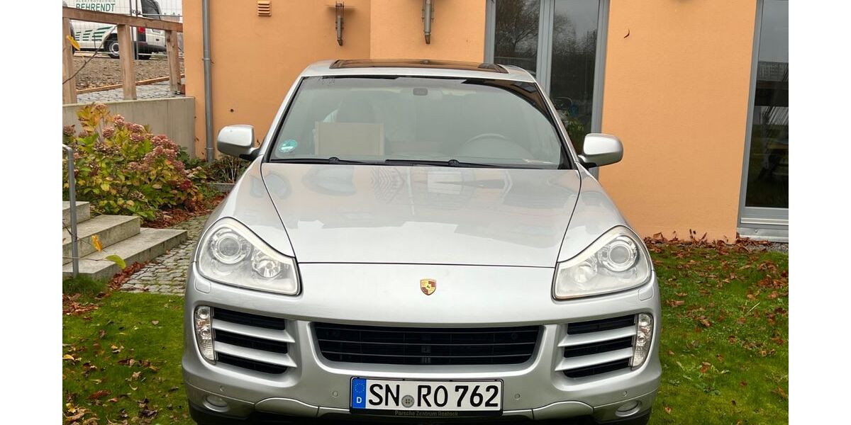 Porsche Cayenne 268.000 km 12.500 &euro; Schwerin 19055