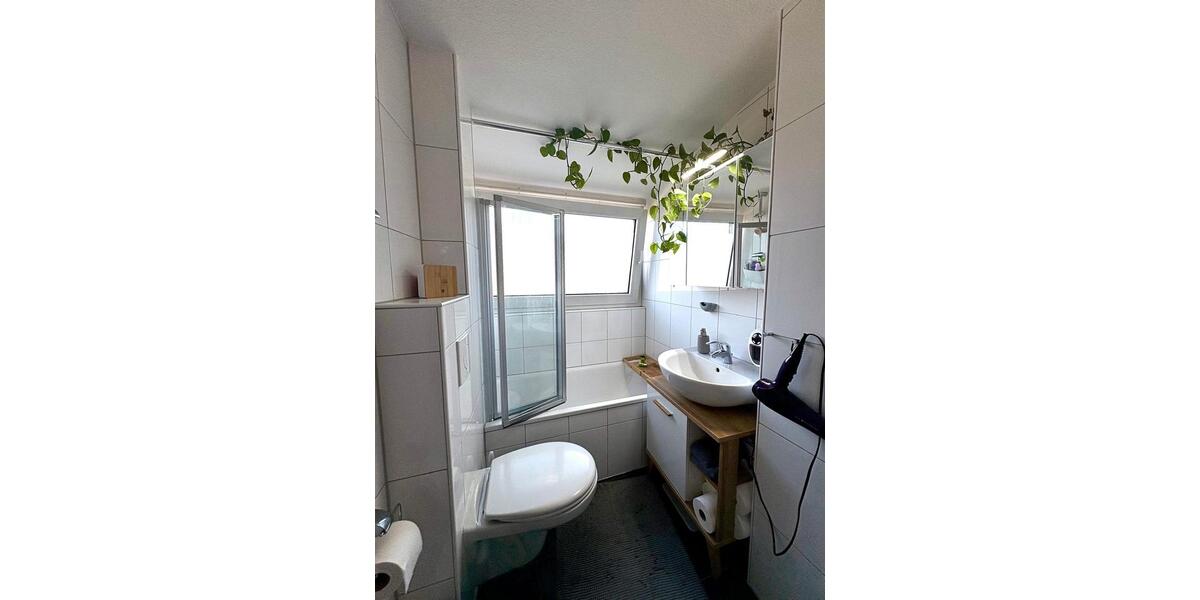 Dachgeschoßwohnung Ratingen Lintorf - 3 Zimmer, 80 m&sup2;, 970&euro; | Angebot:25349145