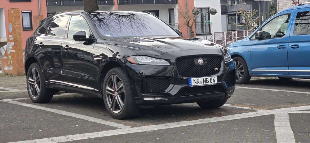 Jaguar F-Pace 75.000 km 27.000 &euro; Hausen (Wied) 53547