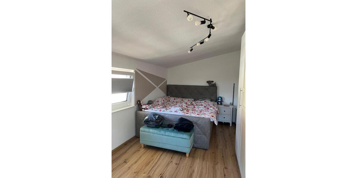 Dachgeschoßwohnung Calberlah - 3 Zimmer, 79 m&sup2;, 660&euro; | Angebot:26421257