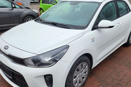 Kia Rio 28.400 km 11.650 &euro; Hambergen 27729