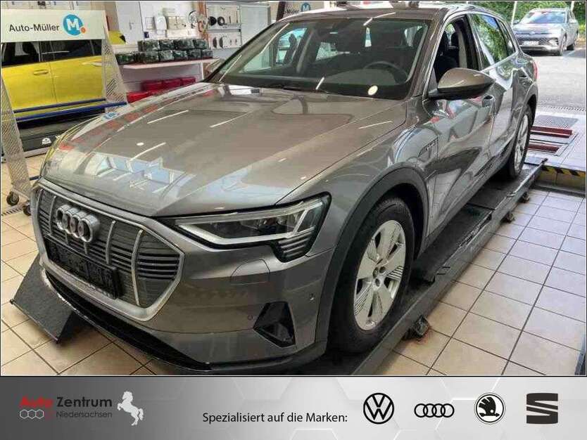 Audi e-tron 59.850 km 34.470 € Helmstedt 38350