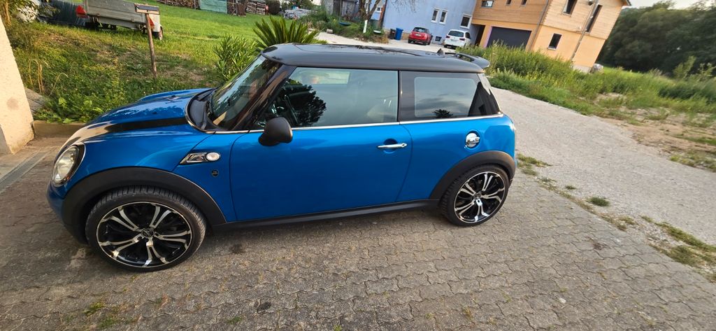 Mini Cooper S 130.126 km 7.777 &euro; Berching 92334