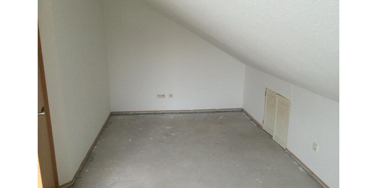 Dachgeschoßwohnung Möhnesee - 3 Zimmer, 70 m&sup2;, 595&euro; | Angebot:26044665