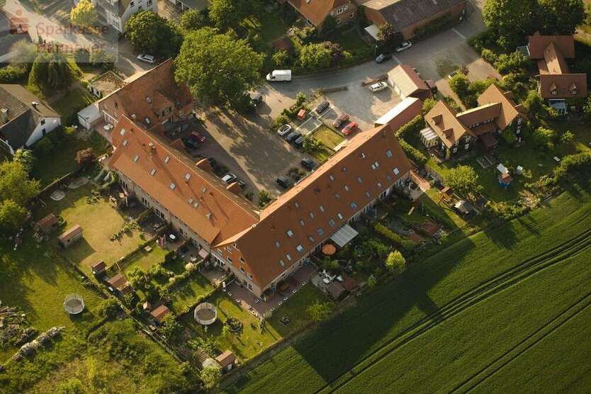 Haus zum Kaufen in Seelze 310.000 € 129.03 m²