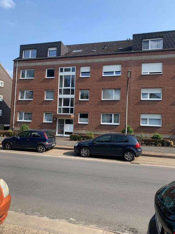 Preisschnäppchen 4-Zimmer-Wohnung mit Balkon in zentraler, grüner & bevorzugter Wohnlage in Dorsten Holsterhausen- Ideal für Familien & Paare !