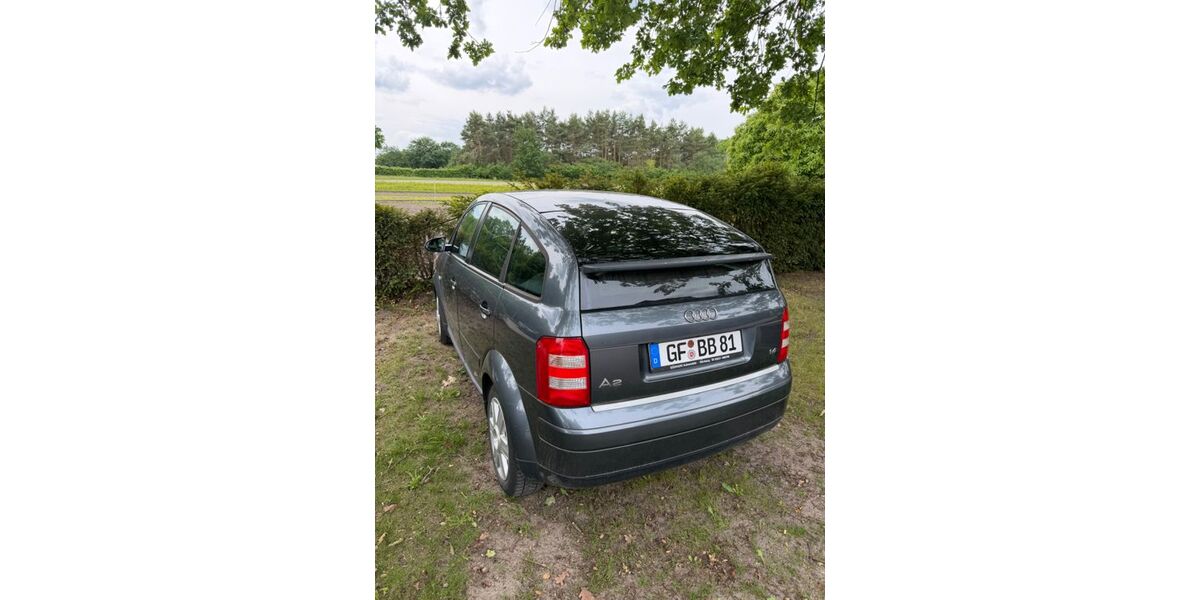 Audi A2 176.000 km 2.800 &euro; Vollbüttel 38551