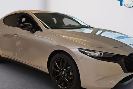 Mazda 3 7.950 km 25.990 &euro; Husum 25813