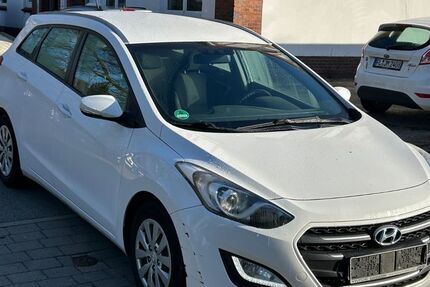 Hyundai i30 242.000 km 4.499 &euro; Flensburg 24941