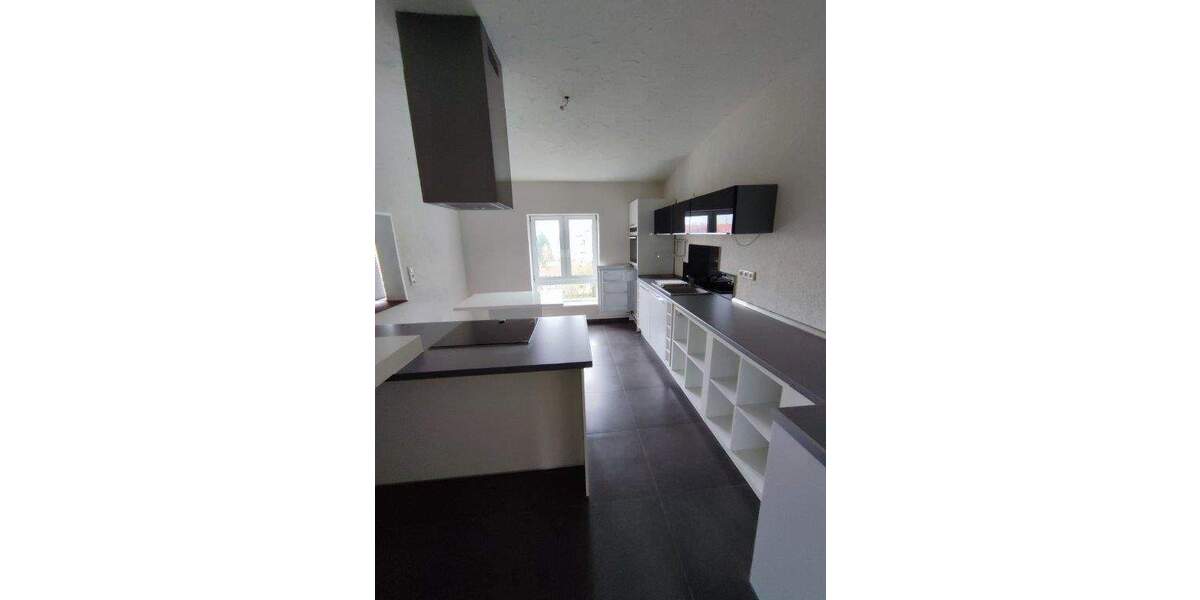 Etagenwohnung Schwerin Weststadt - 3 Zimmer, 103 m&sup2;, 900&euro; | Angebot:24609574