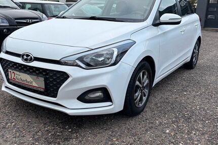 Hyundai i20 60.500 km 9.849 € Kamp-Lintfort 47475