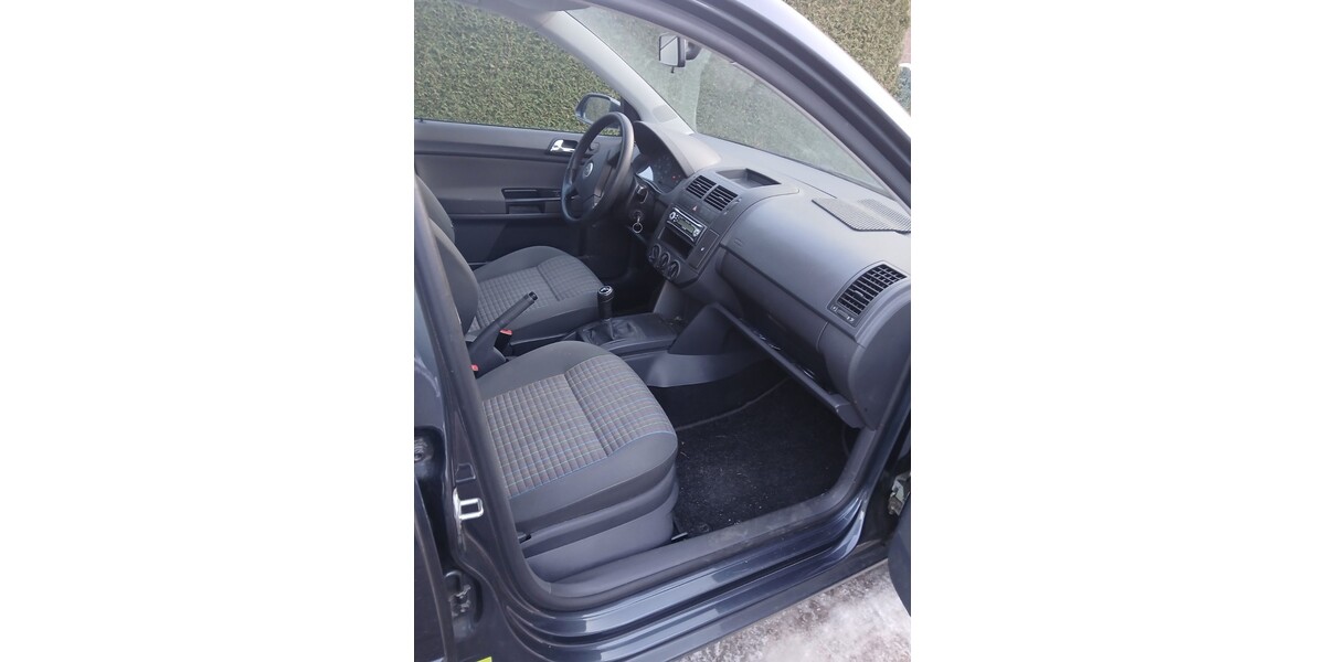 VW Polo 147.849 km 1.700 &euro; Stade 21682