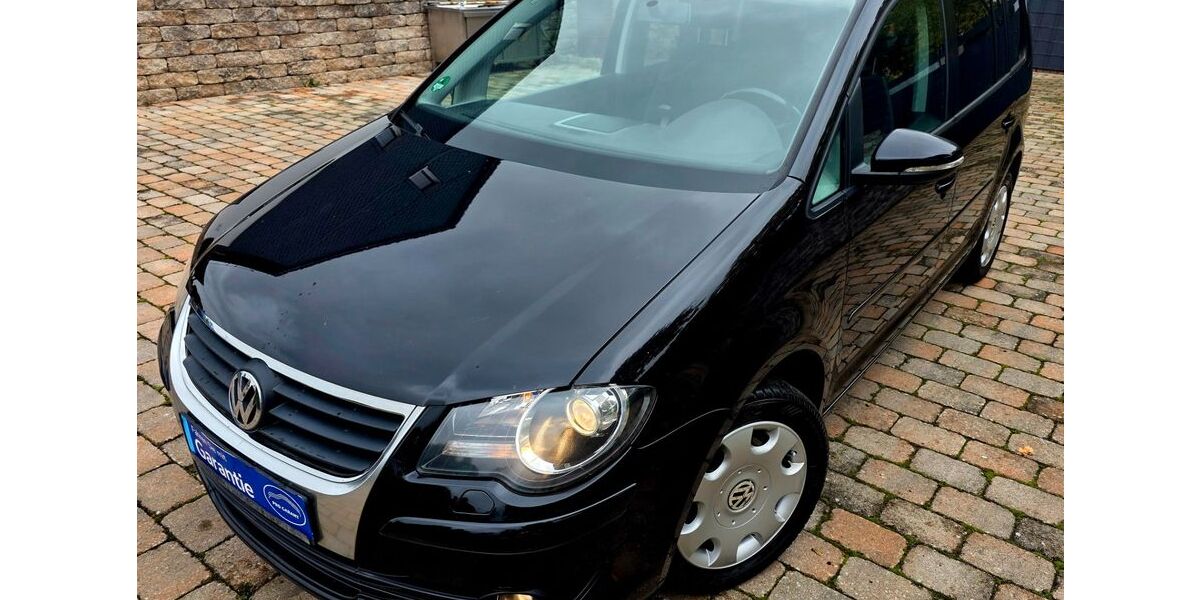 VW Touran 304.564 km 3.499 &euro; KASSEL 34125