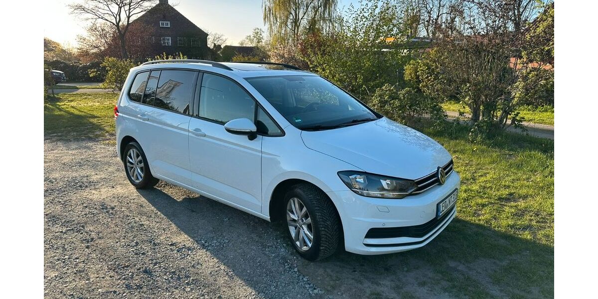 VW Touran 139.800 km 14.500 &euro; Westoverledingen 26810