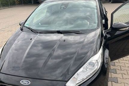 Ford Fiesta 198.000 km 4.900 &euro; Winklarn 92559