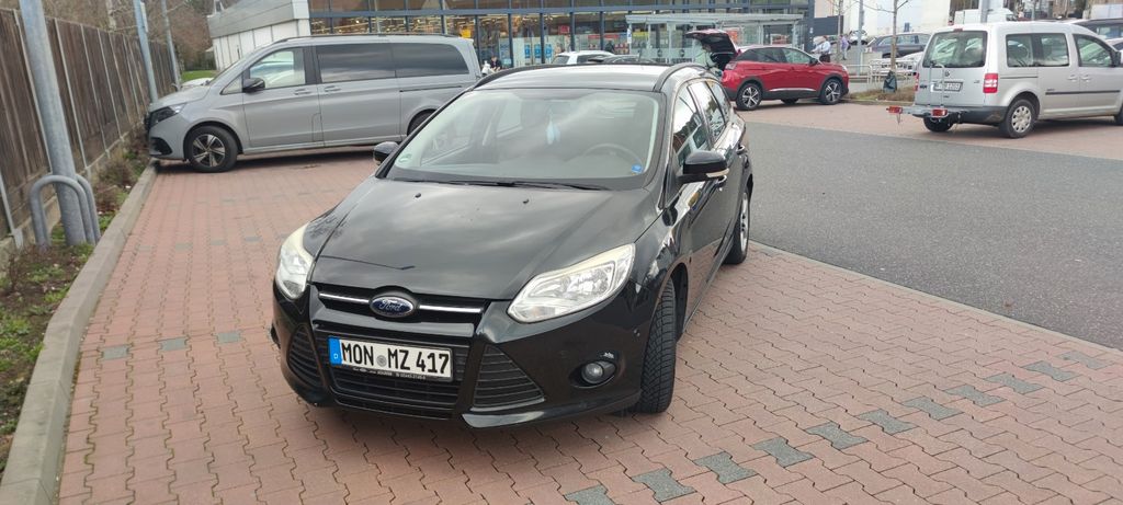 Ford Focus 214.000 km 3.500 &euro; Aachen 52078