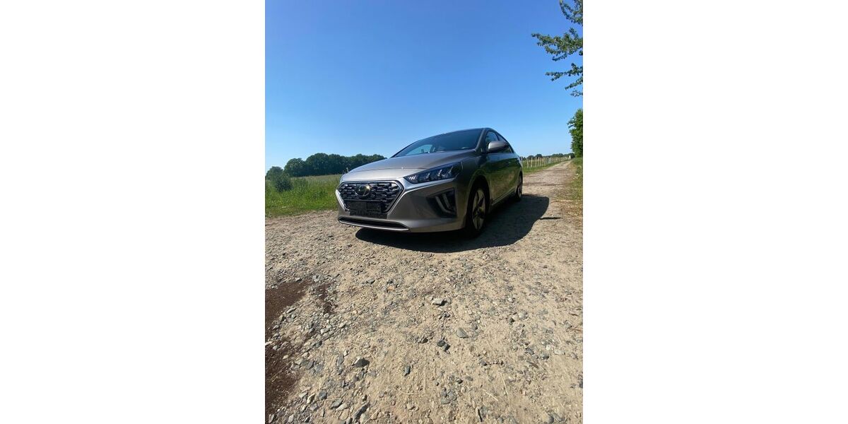 Hyundai IONIQ 126.000 km 13.990 € Hamburg 21147