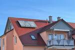 Sonnige, hochwertig ausgestattete Wohnung mit Balkon und Garage zimmer