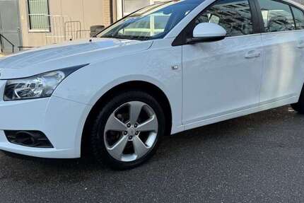 Chevrolet Cruze 69.111 km 6.999 &euro; München 80636