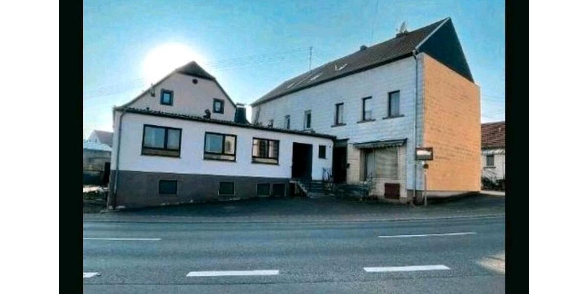 Etagenwohnung Sankt Wendel - 8 Zimmer, 180 m&sup2;, 750&euro; | Angebot:26441453