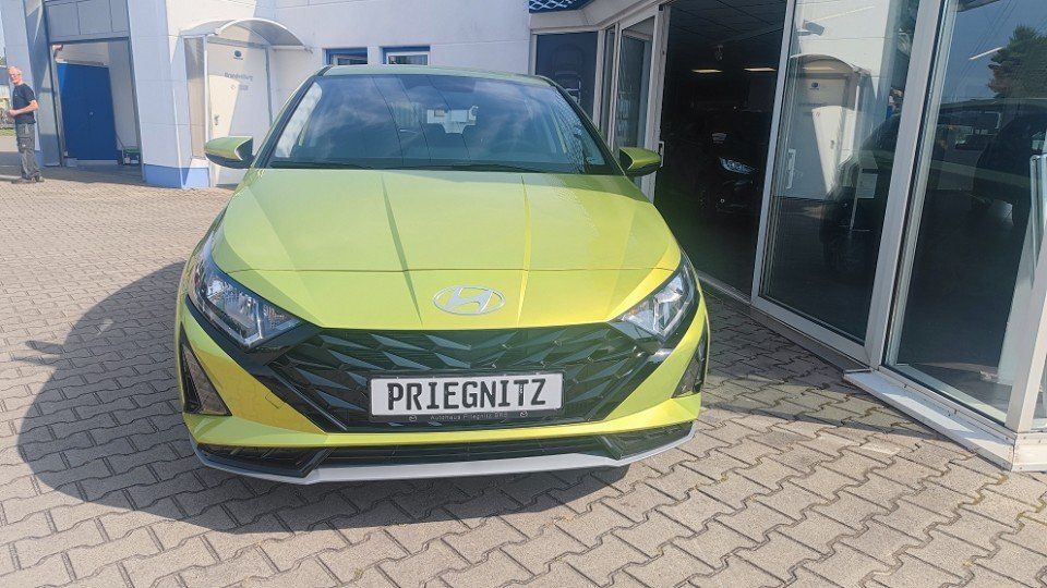 Hyundai i20 4.473 km 20.490 &euro; Brandenburg a. d. Havel 14772