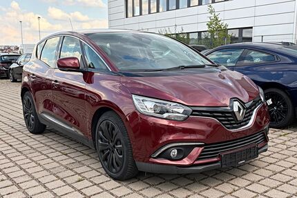 Renault Scenic 154.500 km 8.990 &euro; Stuttgart 70499