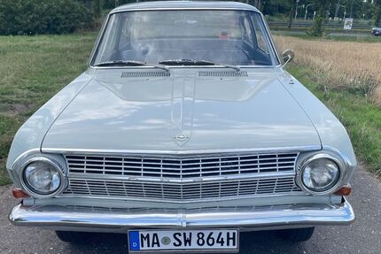 Opel Rekord 112.000 km 11.500 &euro; Mannheim 68199