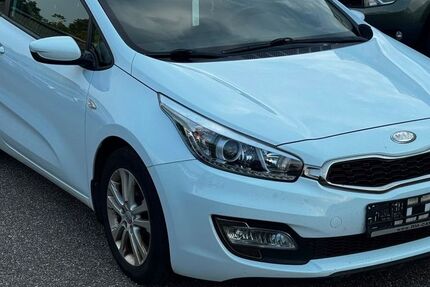 Kia ceed / Ceed 180.000 km 3.400 &euro; pforzheim 75181