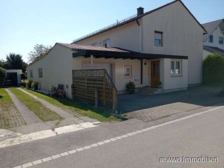 Haus zum Kaufen in Burghausen 680.000 € 170 m²