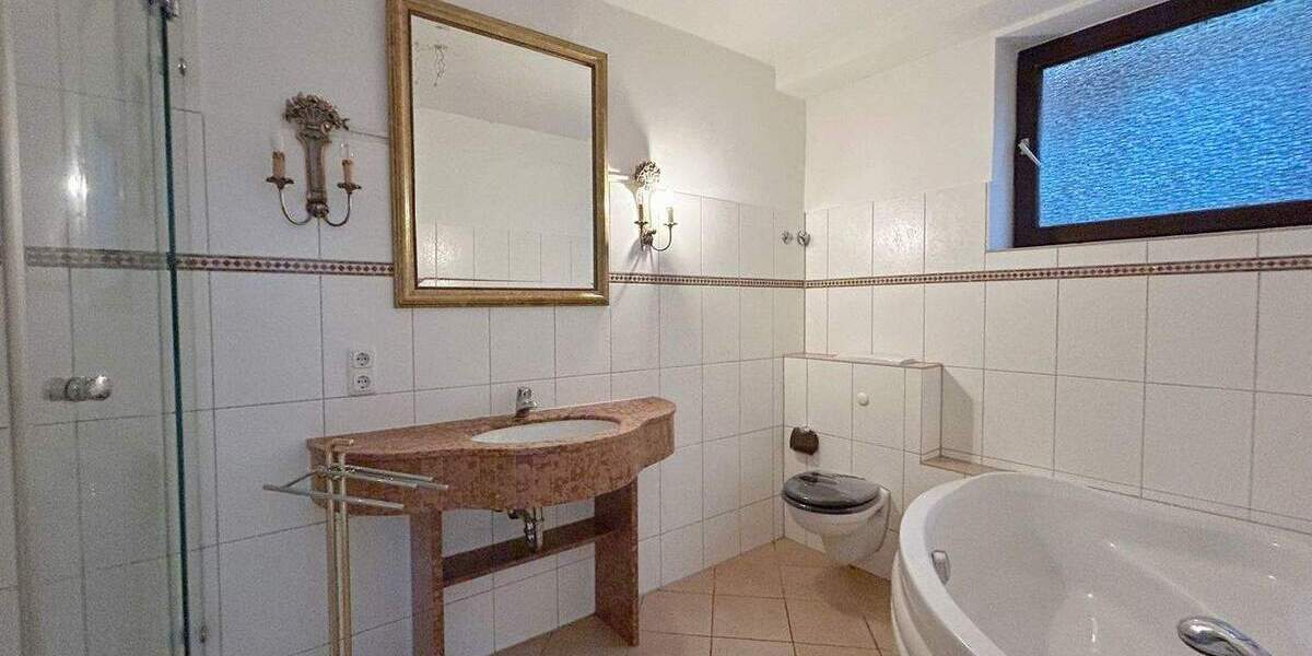 Mehrfamilienhaus, Wohnhaus Eppstein / Vockenhausen Vockenhausen - 6 Zimmer, 186 m&sup2;, 1.950&euro; | Angebot:25459086