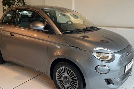 Fiat 500e 27.516 km 18.990 &euro; Dresden 01109