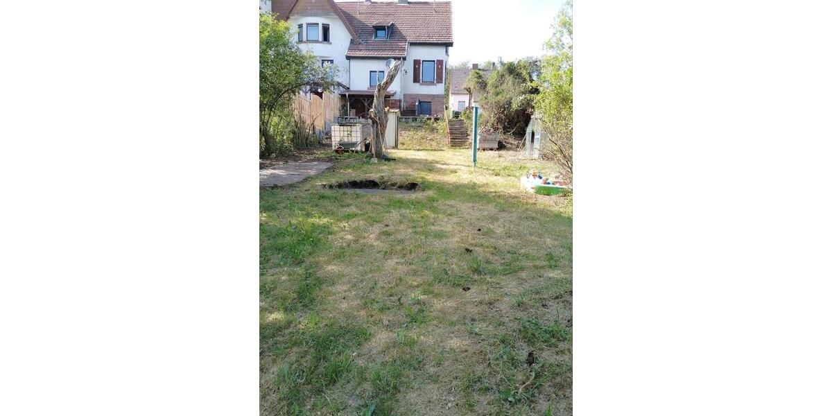 Doppelhaushälfte Saarbrücken West - 5 Zimmer, 110 m&sup2;, 1.100&euro; | Angebot:25829931