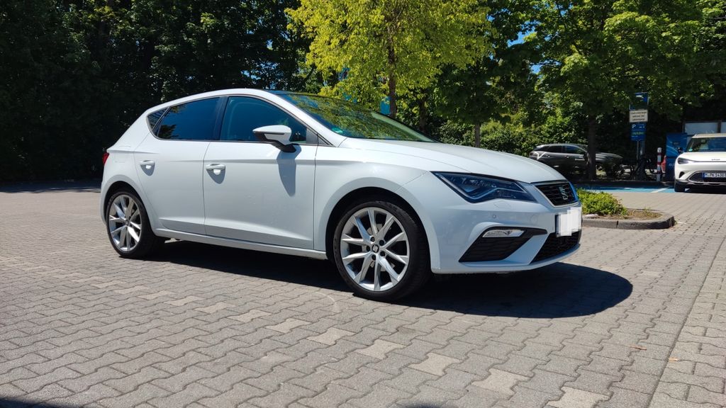 Seat Leon 70.600 km 14.490 &euro; München 80939