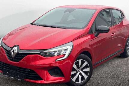 Renault Clio 21.500 km 13.977 &euro; Cham 93413