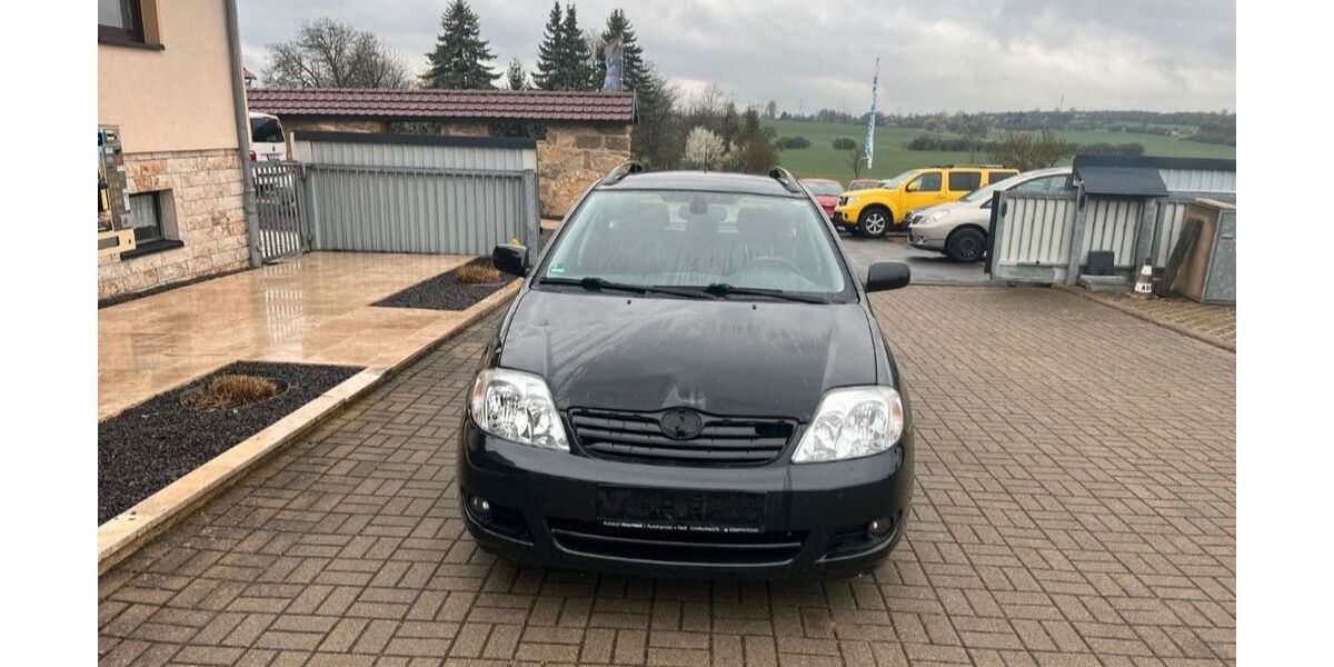 Toyota Corolla 205.000 km 4.900 &euro; Bischofsheim 65474